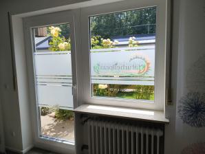 <img src="fensterbeschriftung4.jpg" alt="Beschriftung Fenster">