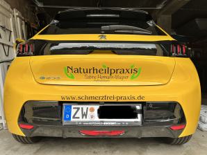 <img src="img_2403.jpg" alt="Fahrzeugbeschriftung">