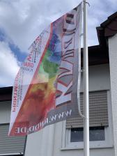 <img src="img_4376.jpg" alt="Werbefahne KNDD">