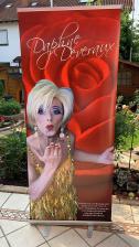 <img src="01" alt="Rollup Bannerdisplay">