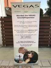 <img src="16" alt="Rollup Bannerdisplay">