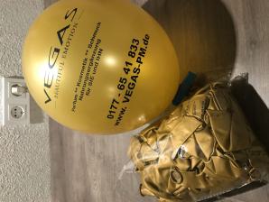 <img src="18" alt="Luftballons">