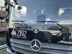 <img src="04" alt="KFZ Beschriftung">